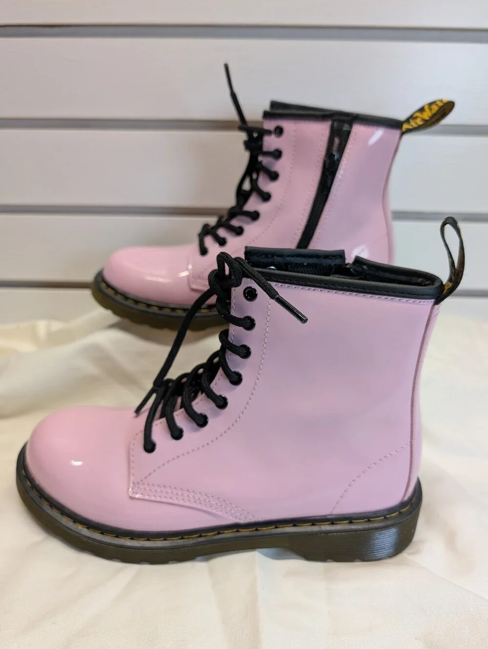 Dr. Martens 1460 8-Eye Patent Boot - Little Kid - Pale Pink Size 3 NWOB